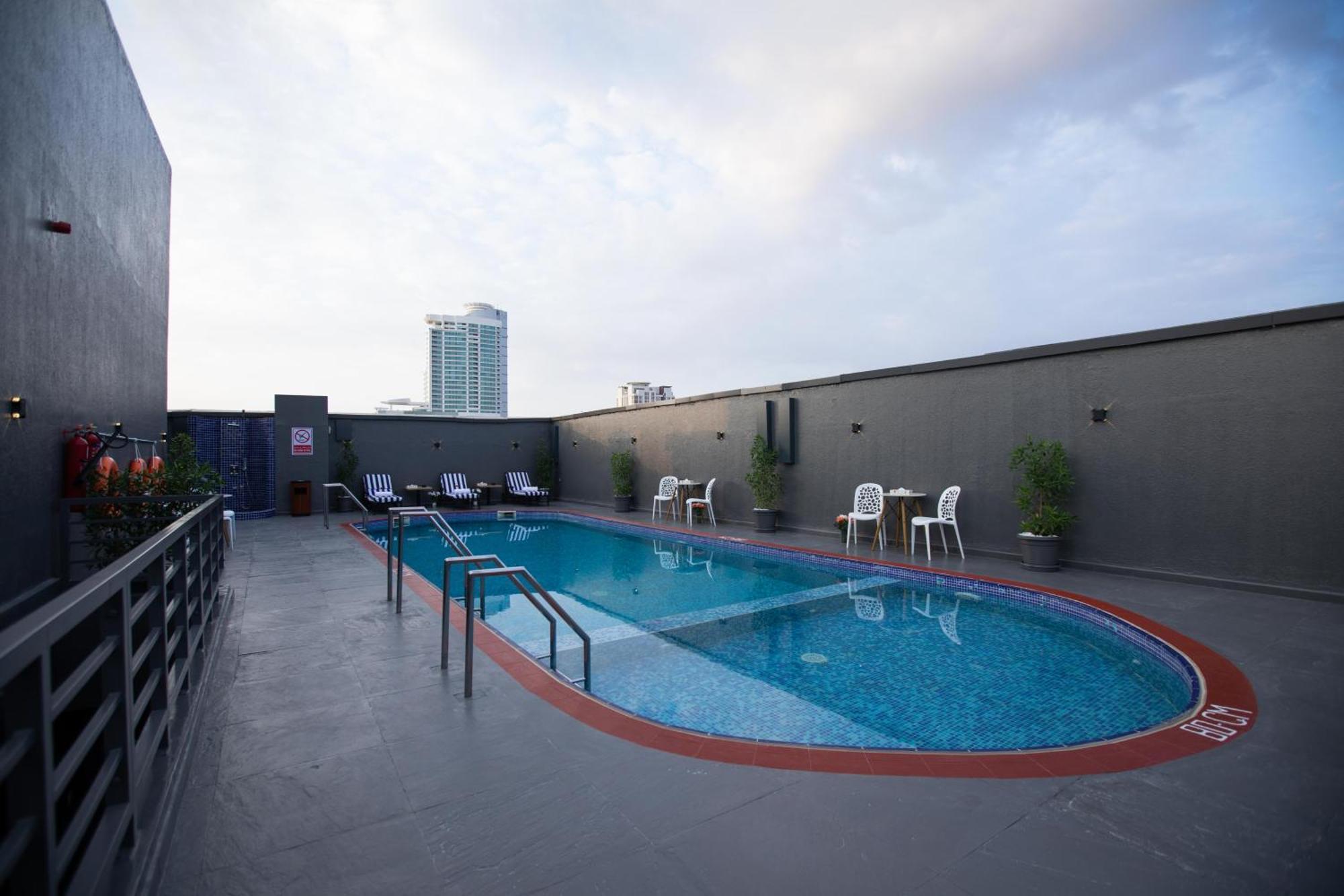 Fortis Hotel Fujairah Exterior foto