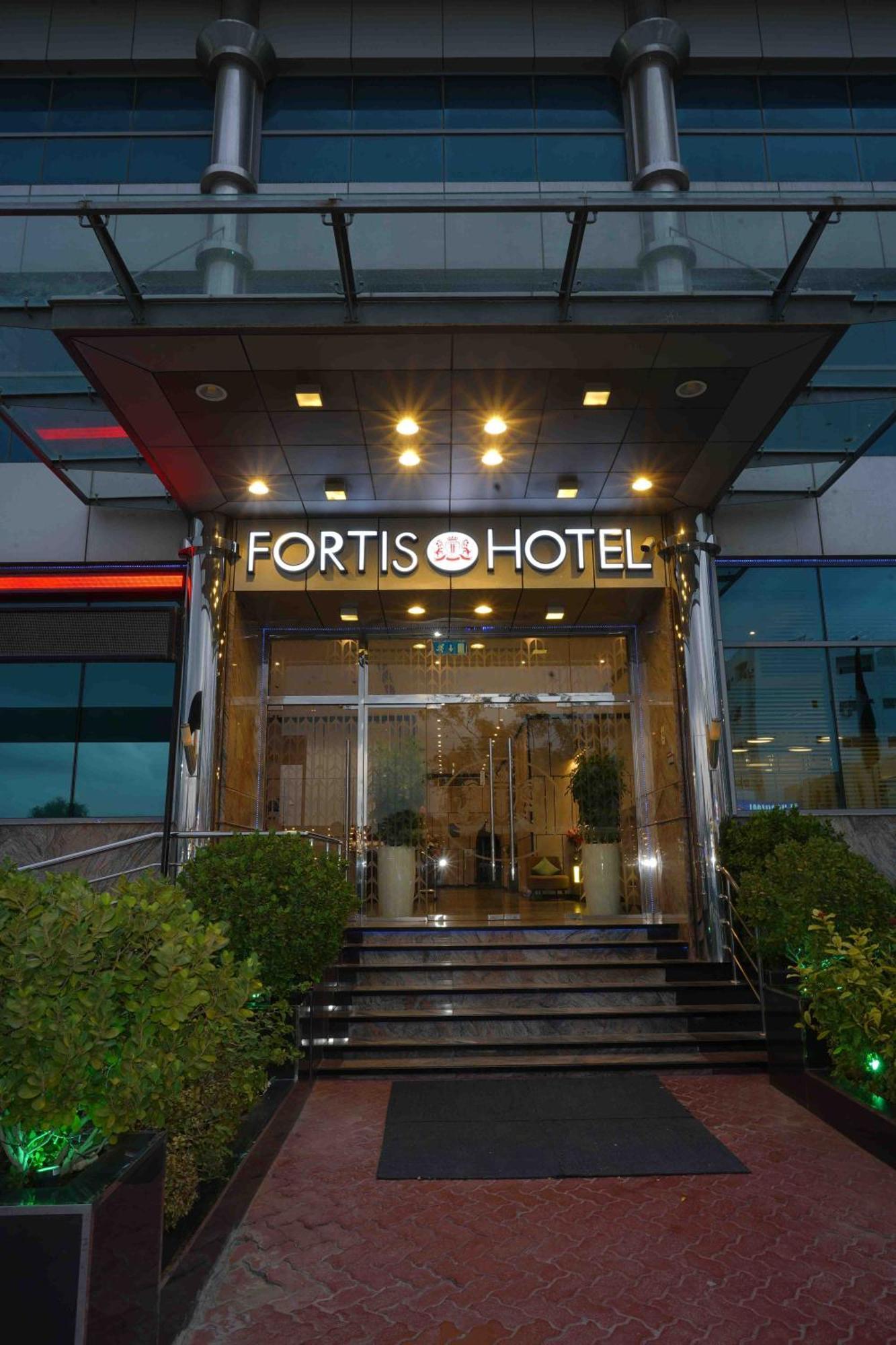 Fortis Hotel Fujairah Exterior foto